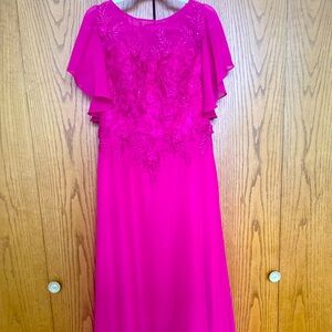 Fuchsia dress never worn. Perfect for a summer wedding!